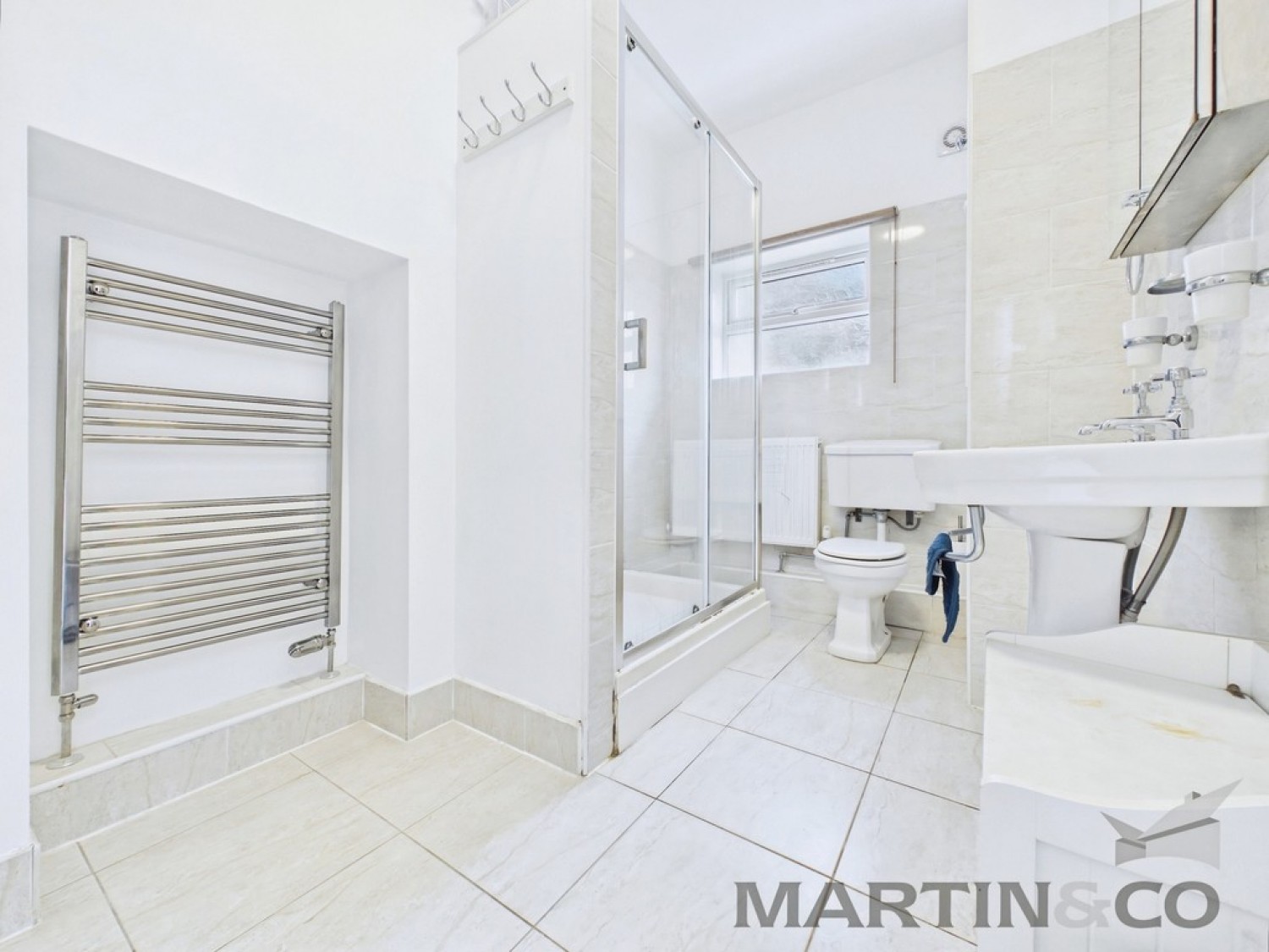 1 bedroom Flat for Sale Shadwell Road, North End