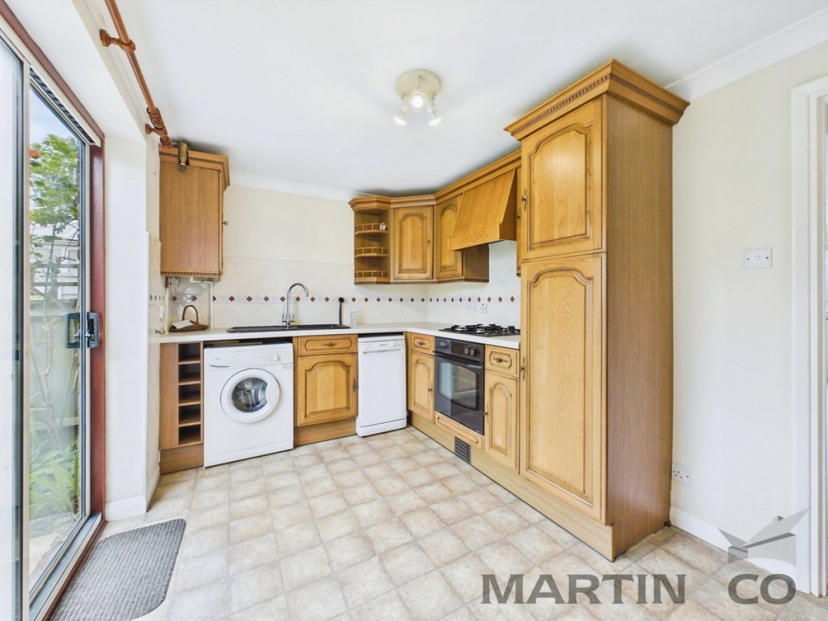 Headley Close, Lee-On-The-Solent