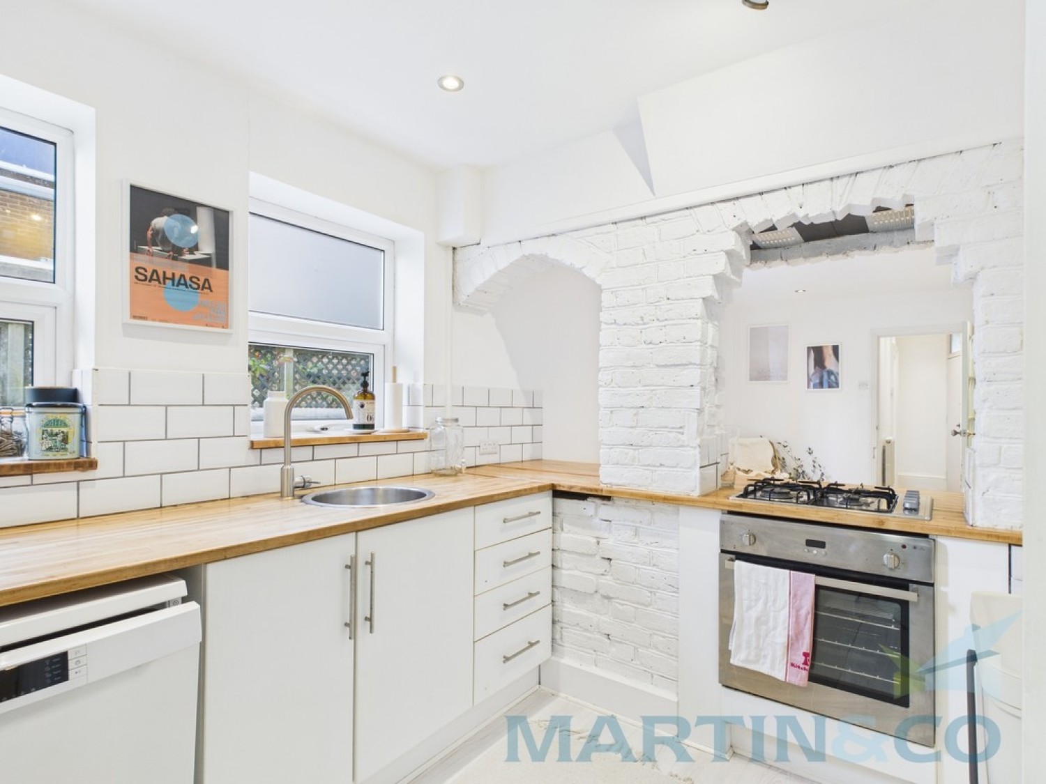2 bedroom Flat for Sale Ditchling Road, Brighton