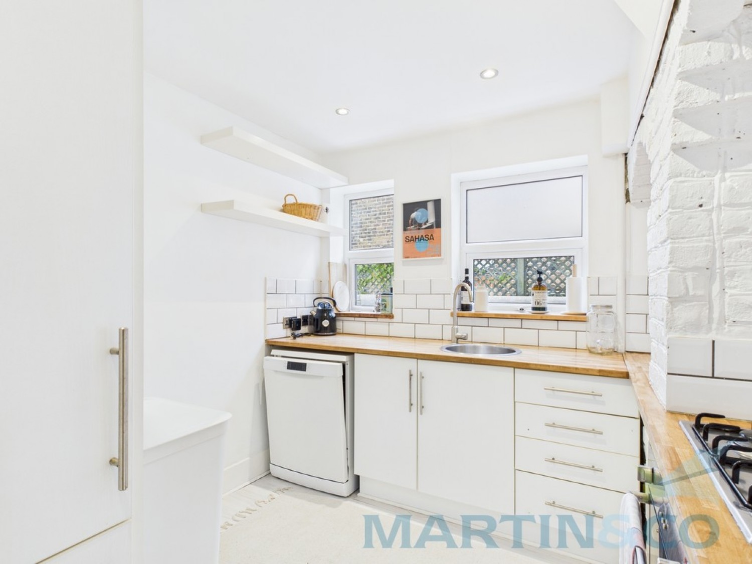 2 bedroom Flat for Sale Ditchling Road, Brighton