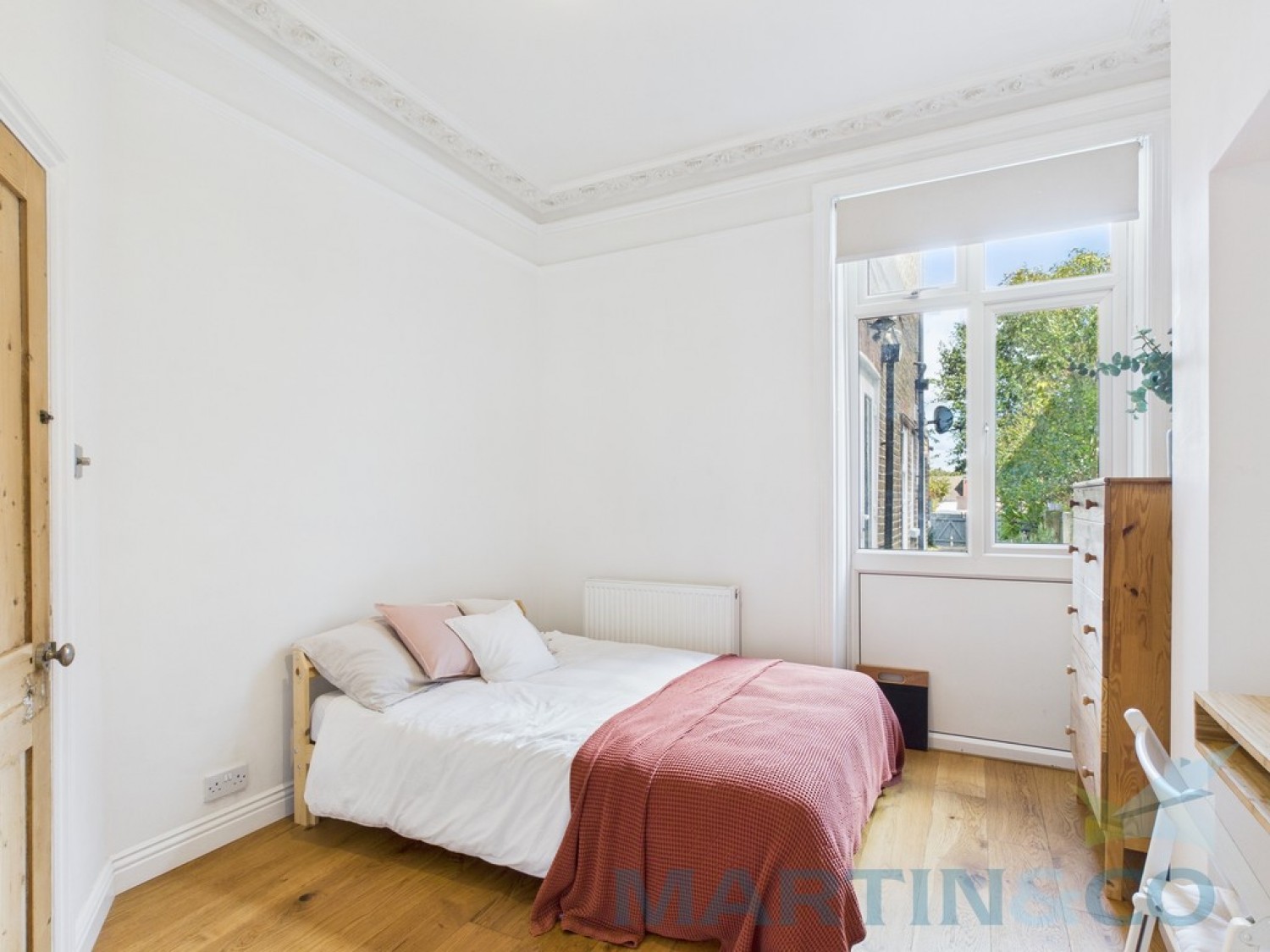 2 bedroom Flat for Sale Ditchling Road, Brighton