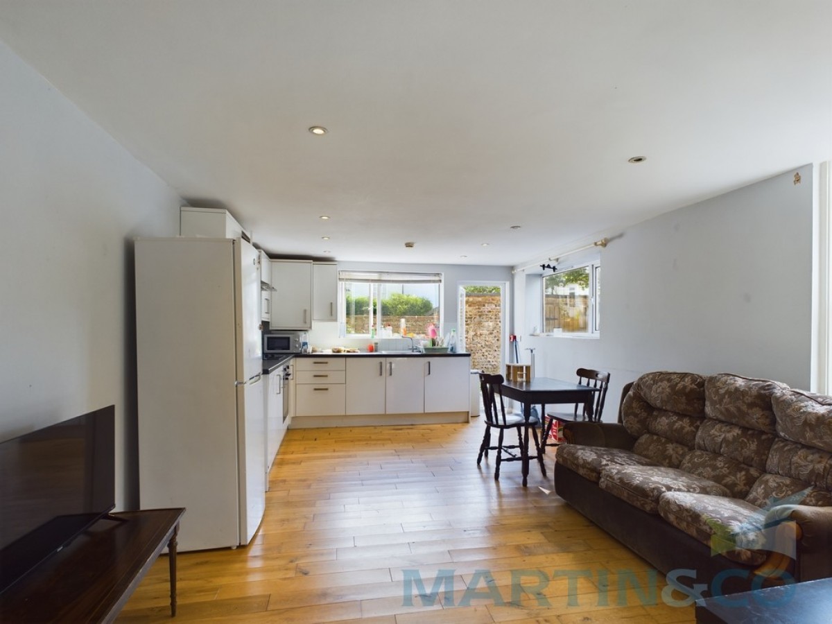 Wyke Avenue, Worthing