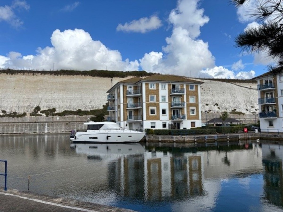 Hamilton Court, Brighton Marina