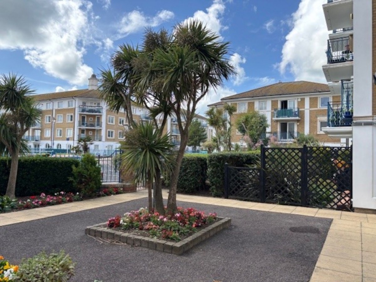 Hamilton Court, Brighton Marina