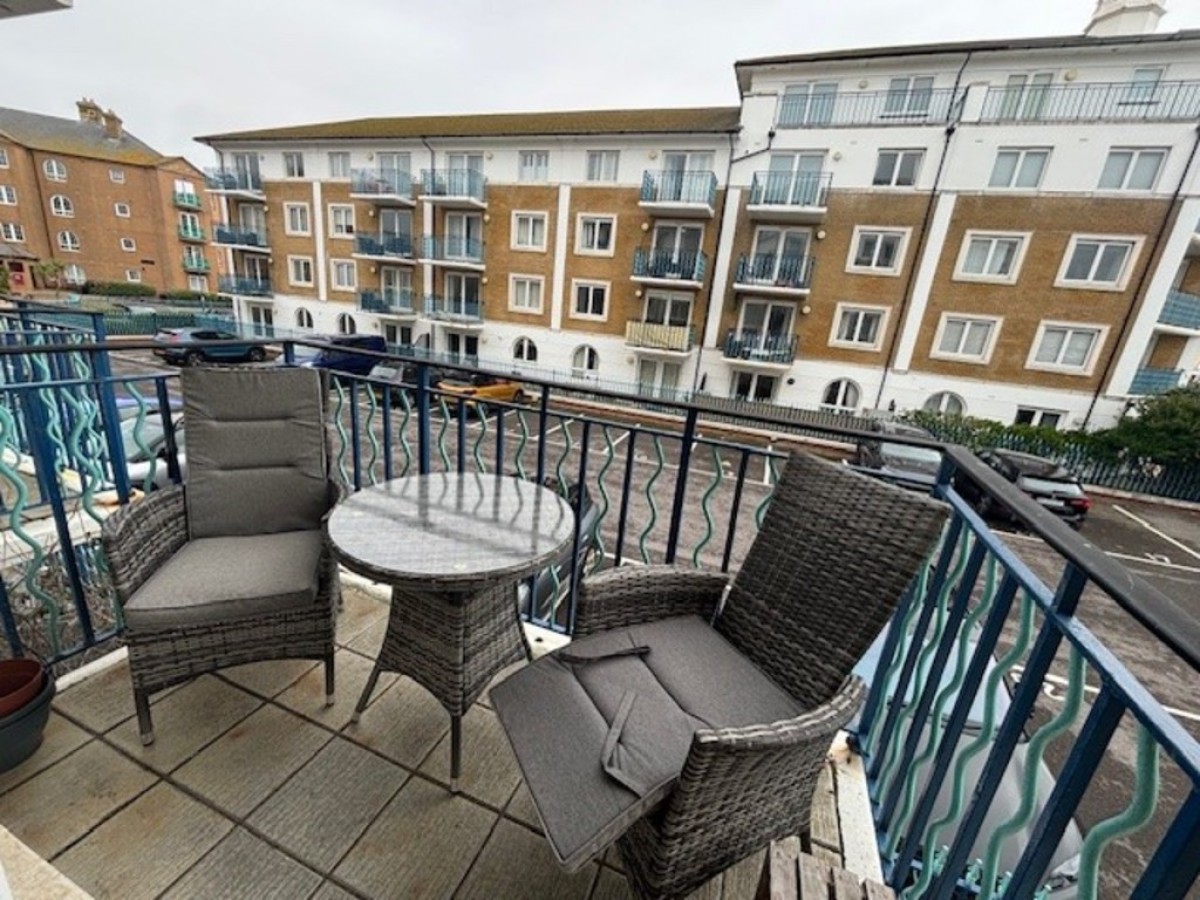 Merton Court, Brighton Marina