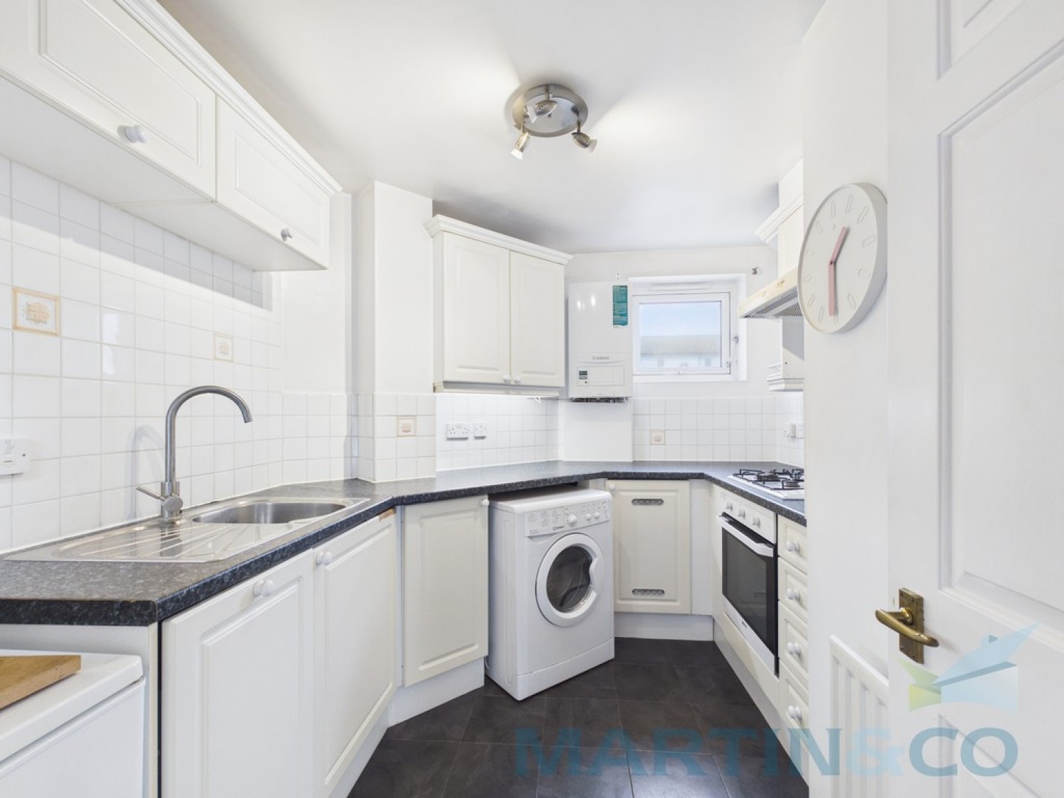 2 bedroom Flat for Sale Merton Court, Brighton Marina