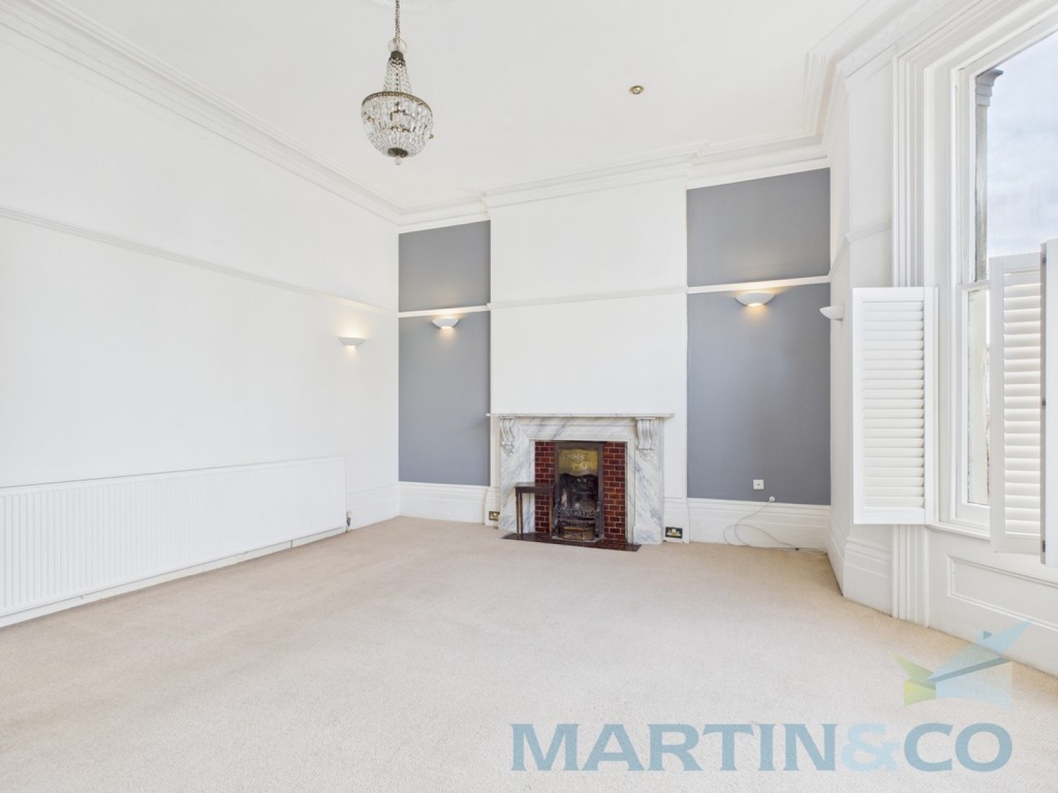 2 bedroom Flat in Albany Villas, Hove