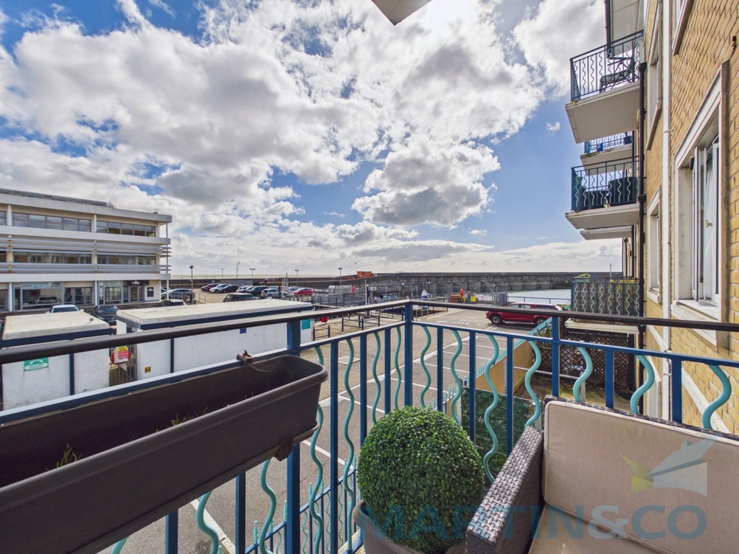 2 bedroom Flat for Sale Copenhagen Court, Brighton Marina