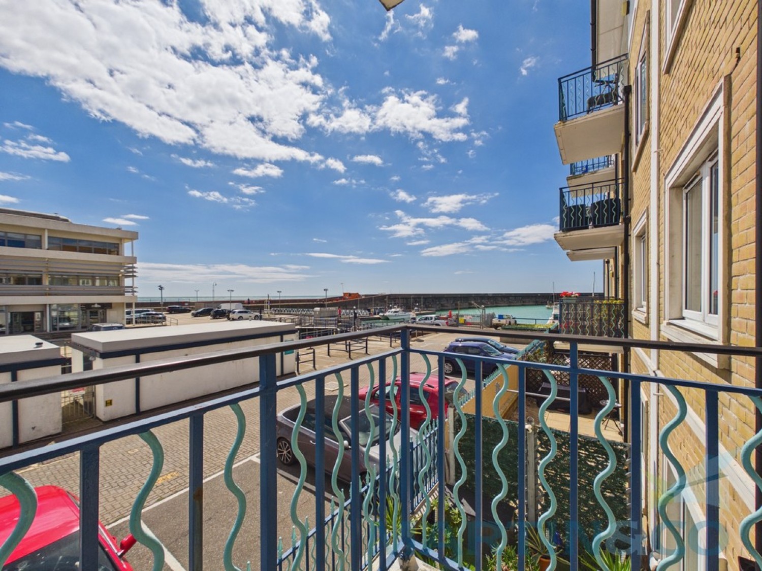 2 bedroom Flat for Sale Copenhagen Court, Brighton Marina