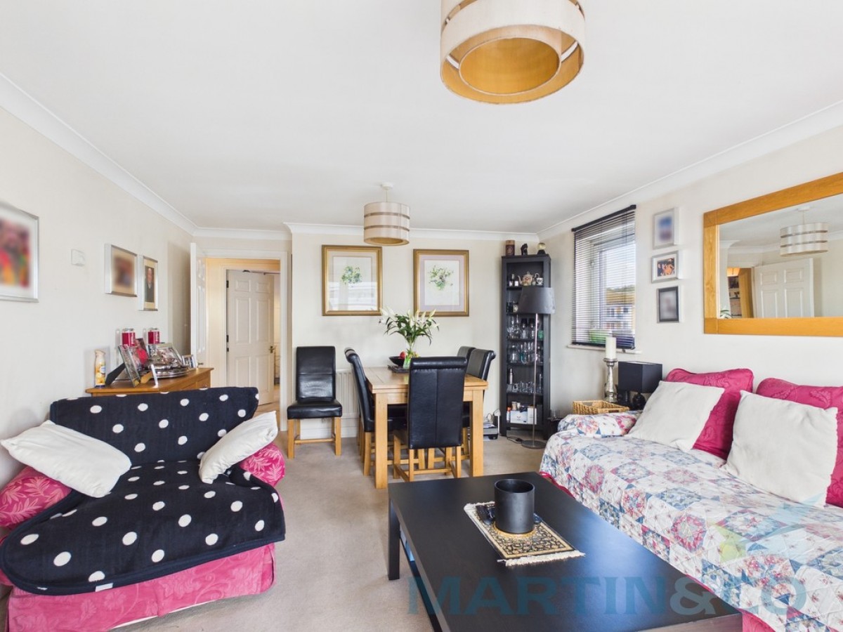 Copenhagen Court, Brighton Marina