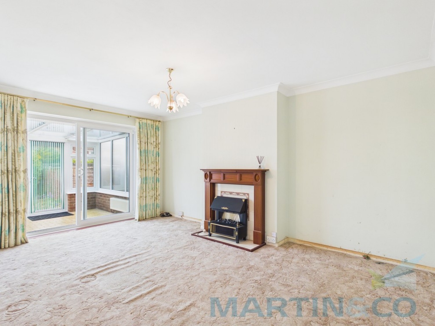 2 bedroom Bungalow for Sale Hoddern Avenue, Peacehaven