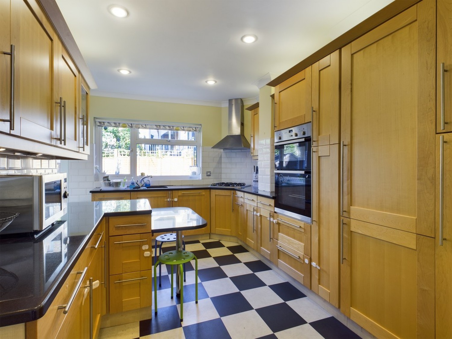4 bedroom House for Sale Colbourne Road, Brighton