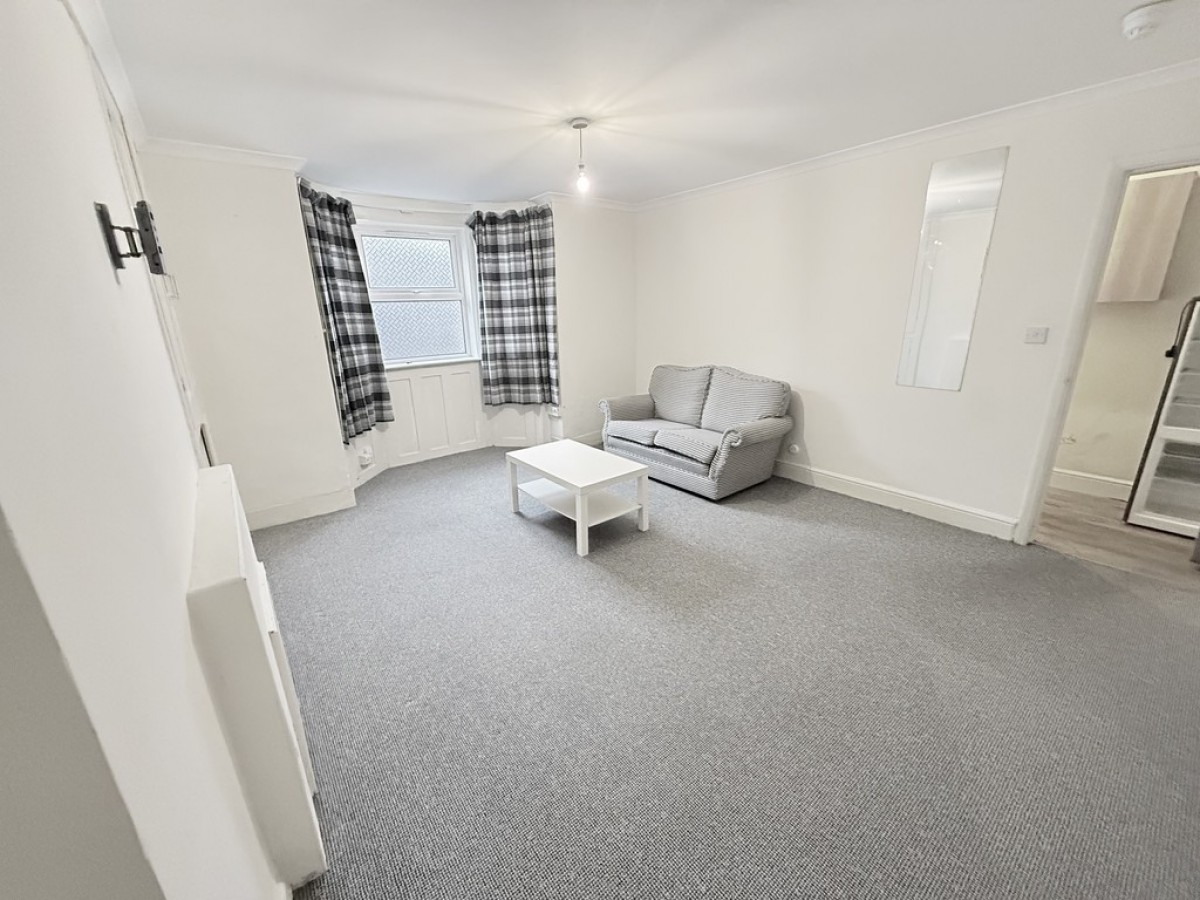 Russell St., Reading