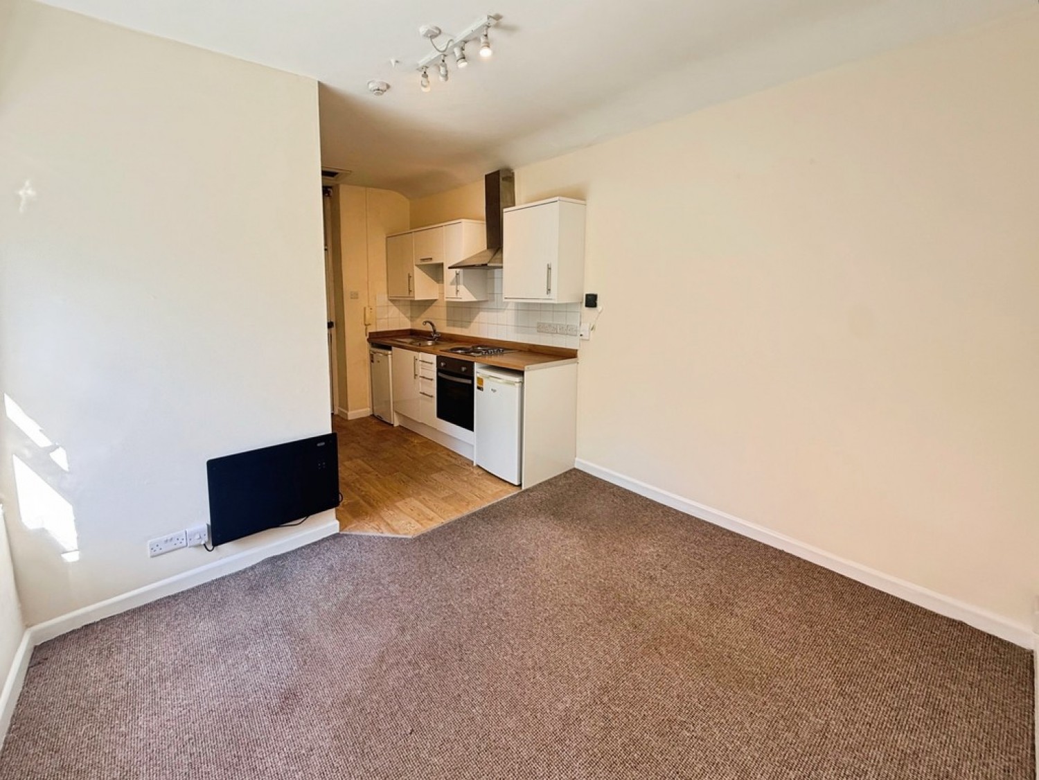 1 bedroom Flat for Letting Russell St., Reading
