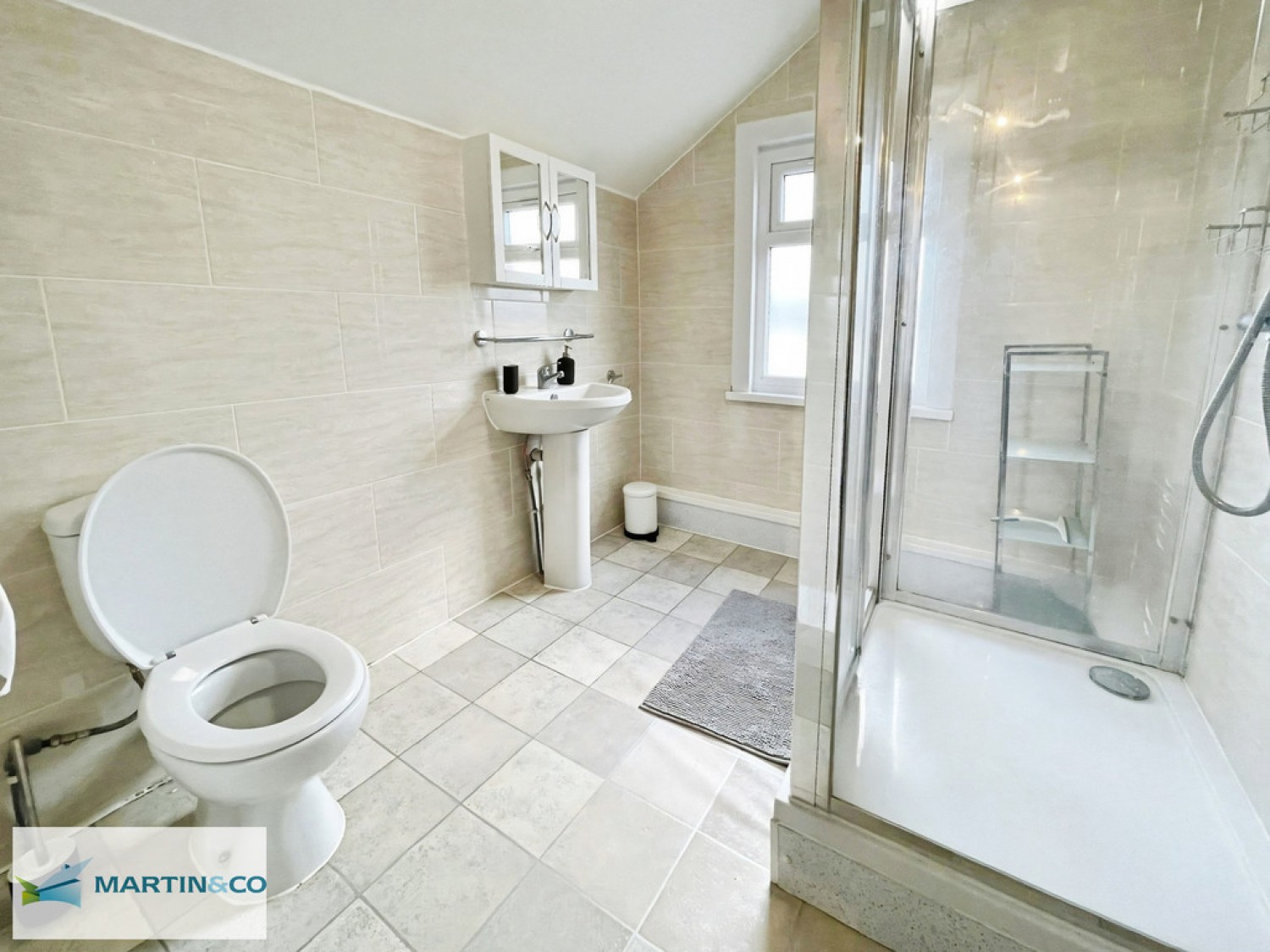 3 bedroom House for Letting Highgrove Street, Reading