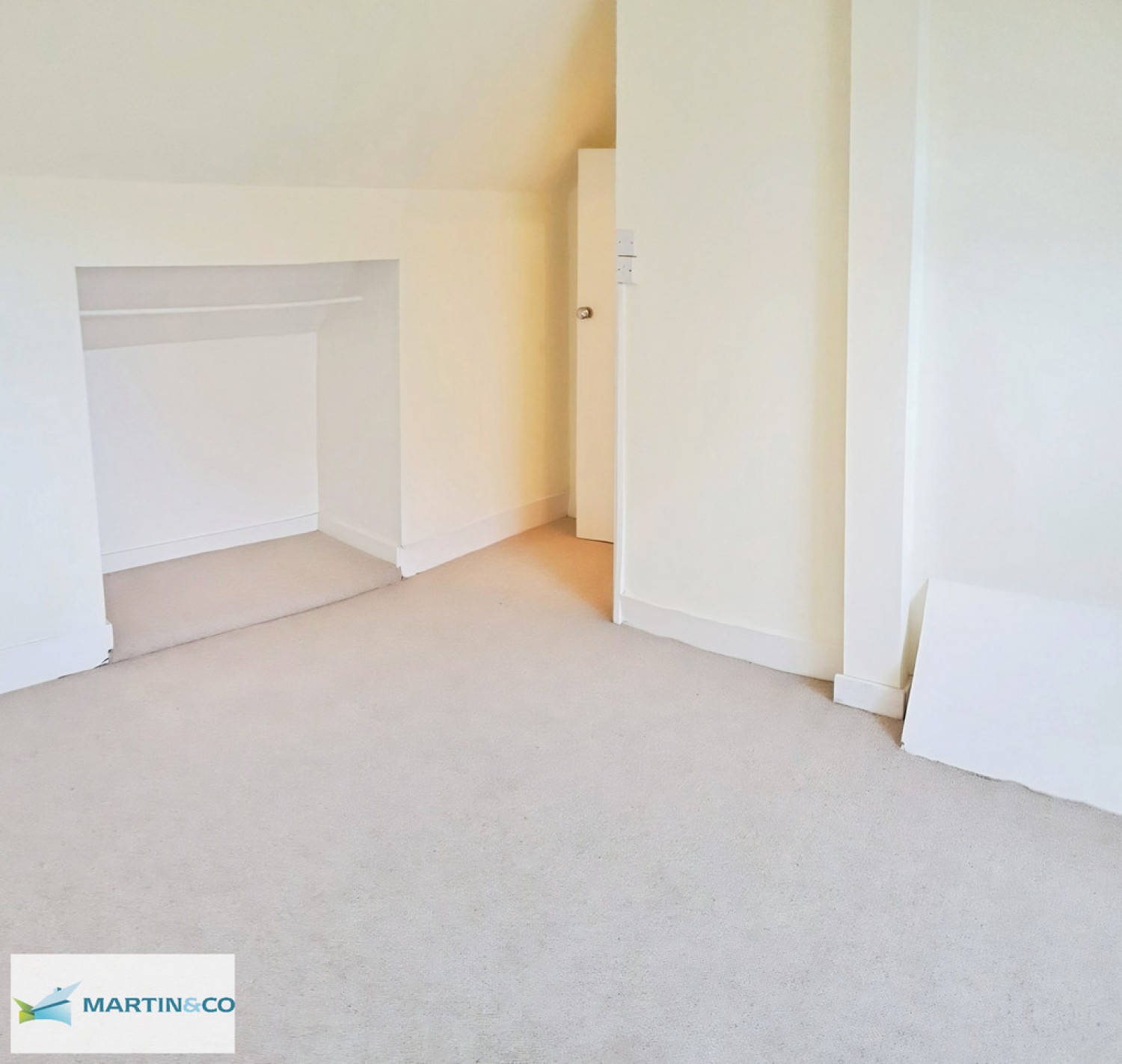 3 bedroom House for Letting Elgar Road, Reading