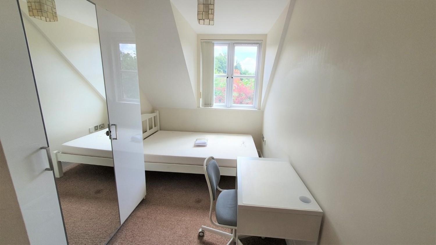 2 bedroom Flat for Letting Wessex Gate, Shinfield Road, Reading