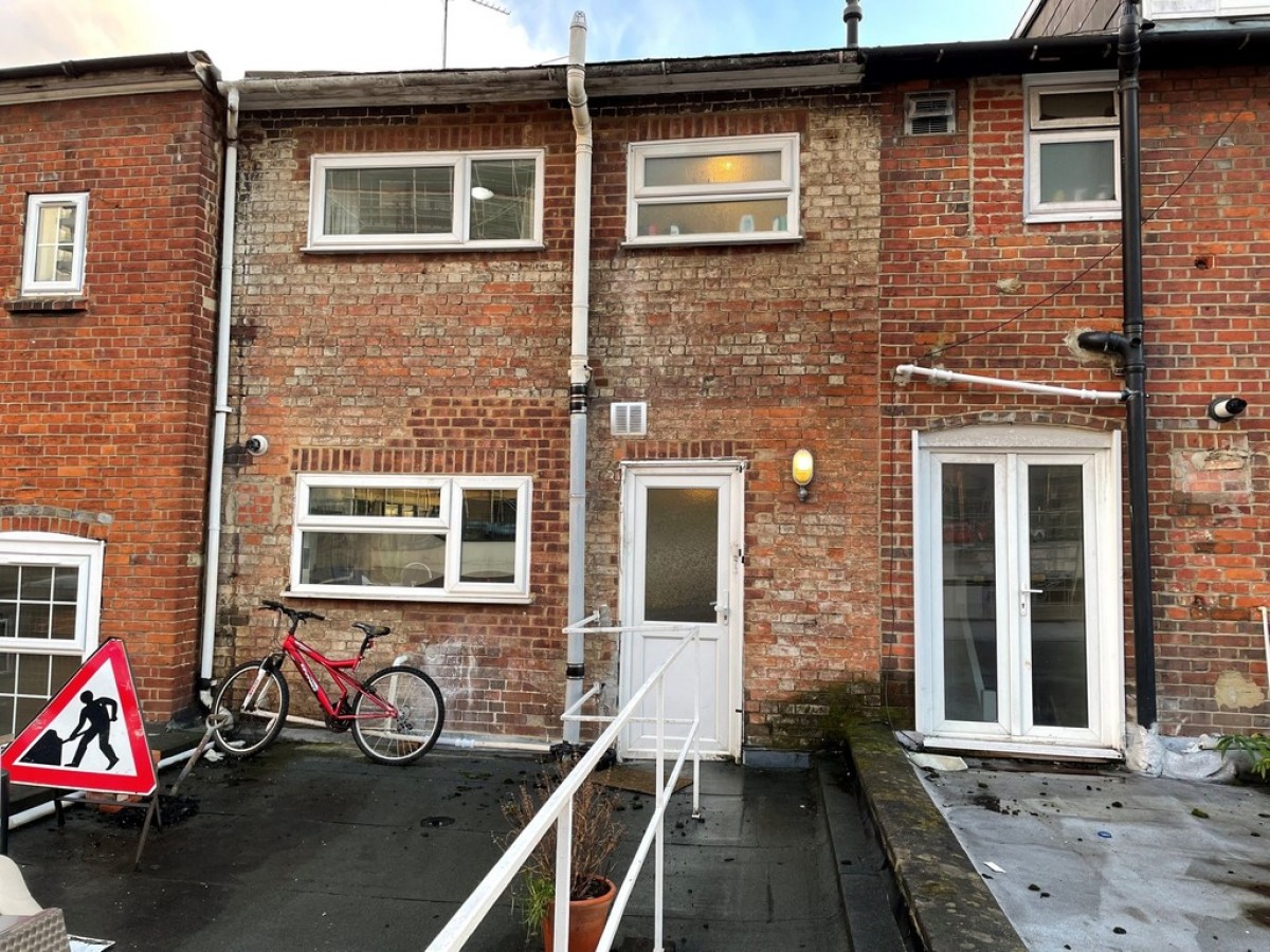 Eaton Place, Reading, Berkshire