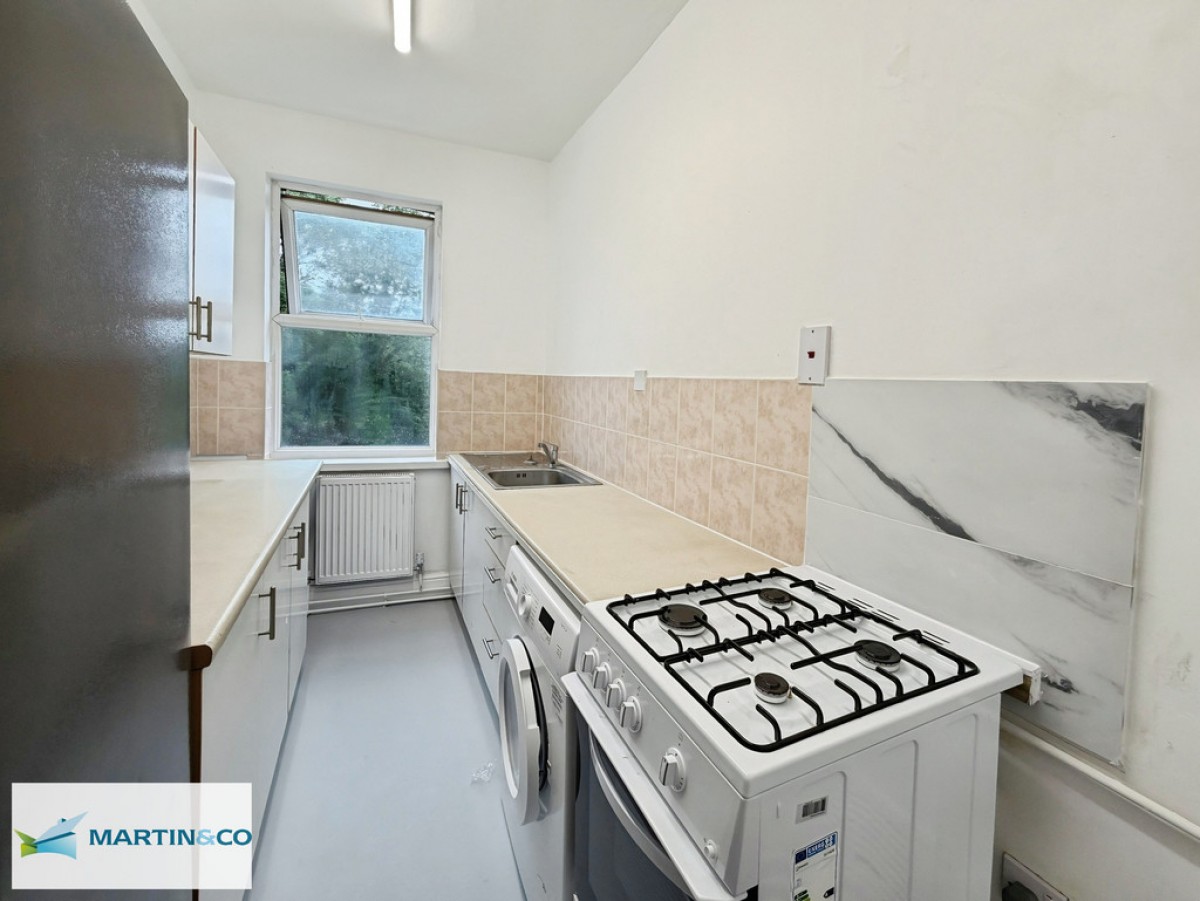 1st Floor Flat, 235 London Rd
