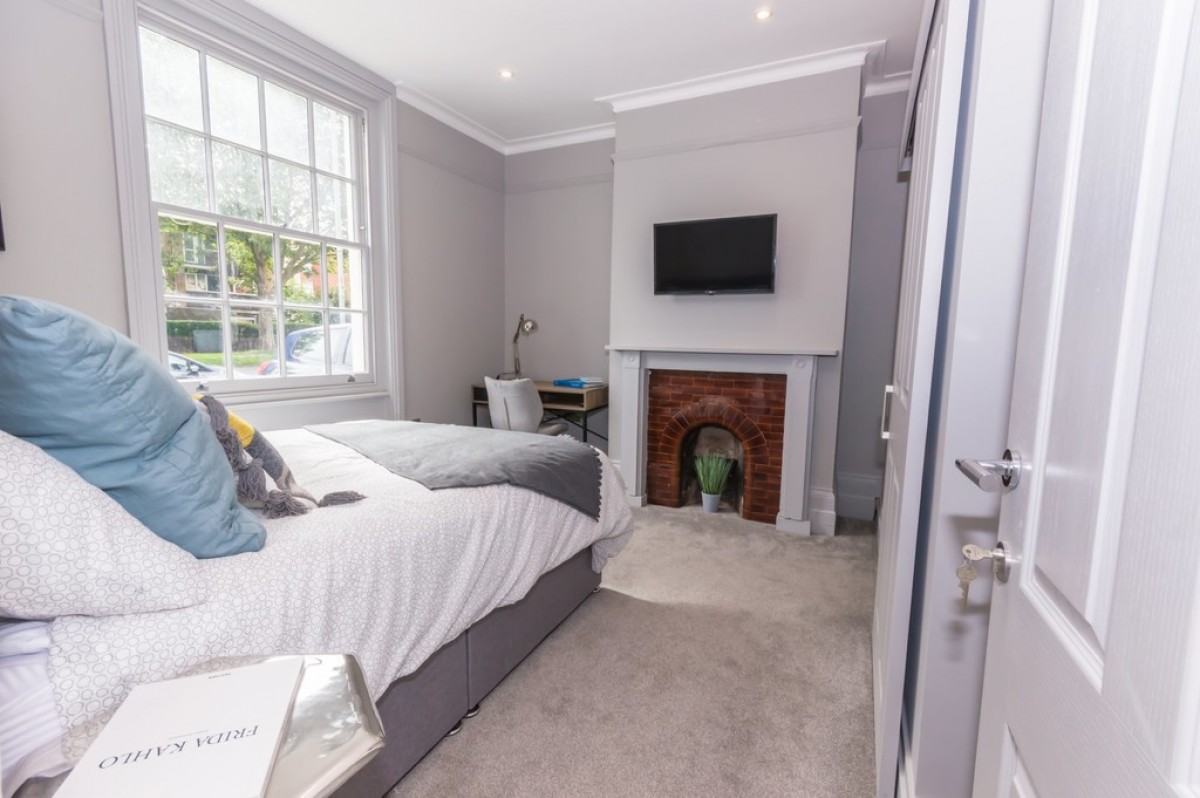 London Road, Reading, Berkshire