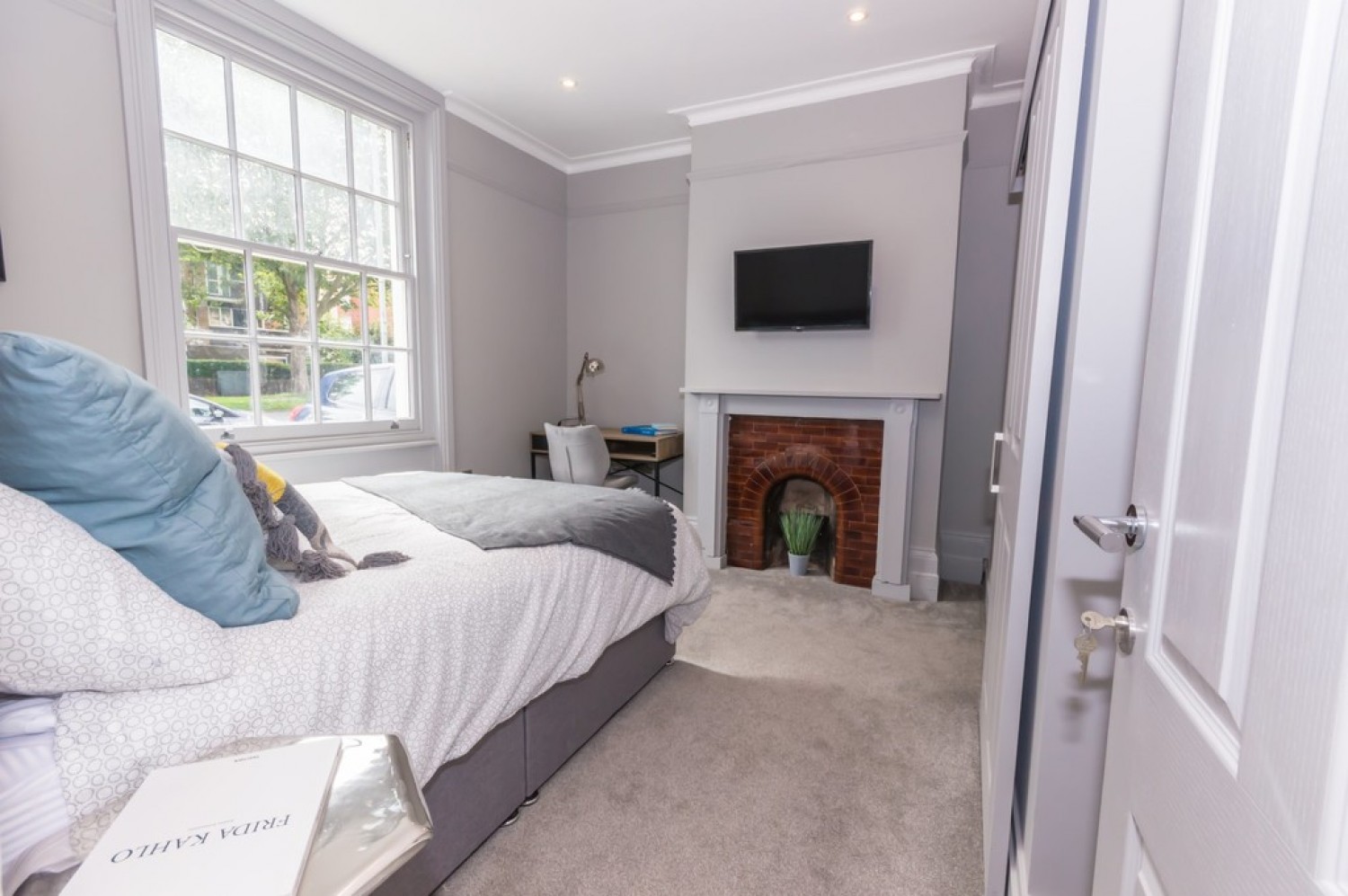 London Road, Reading, Berkshire