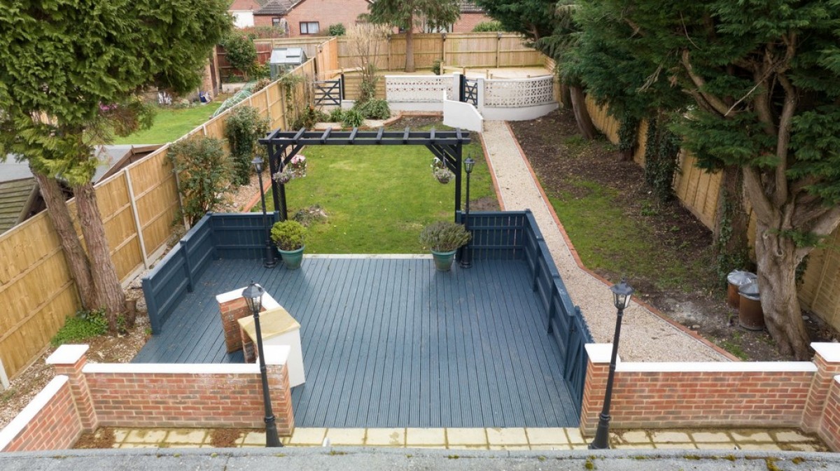 Firs Road, Tilehurst, Reading