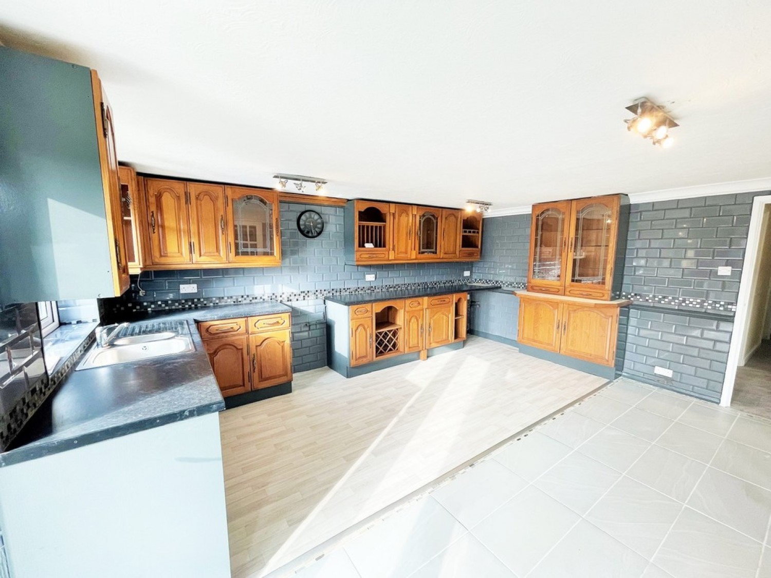4 bedroom House for Sale Firs Road, Tilehurst, Reading