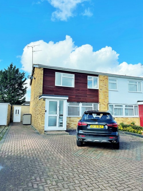 Spruce Road, Woodley, Reading
