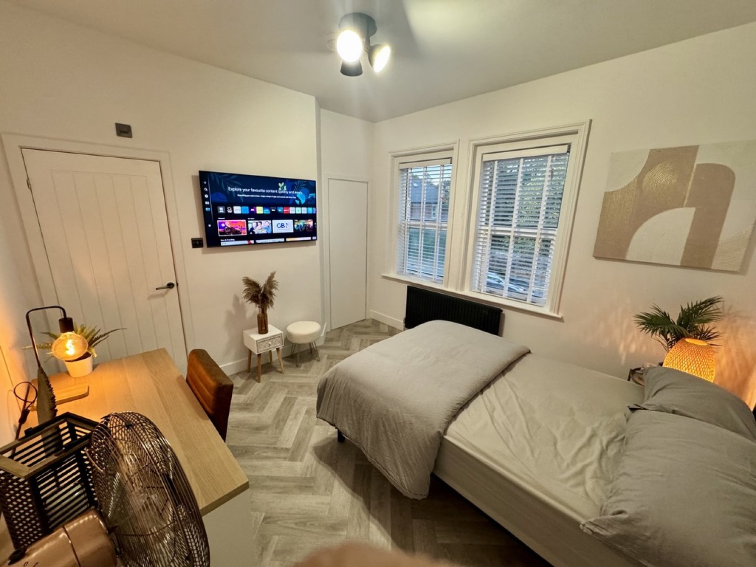 London Road, Reading, Berkshire