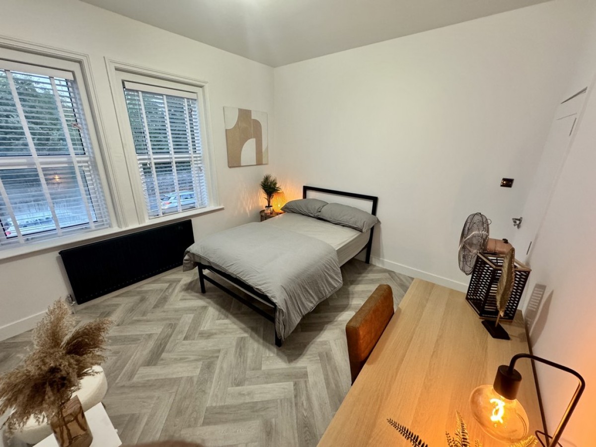 London Road, Reading, Berkshire