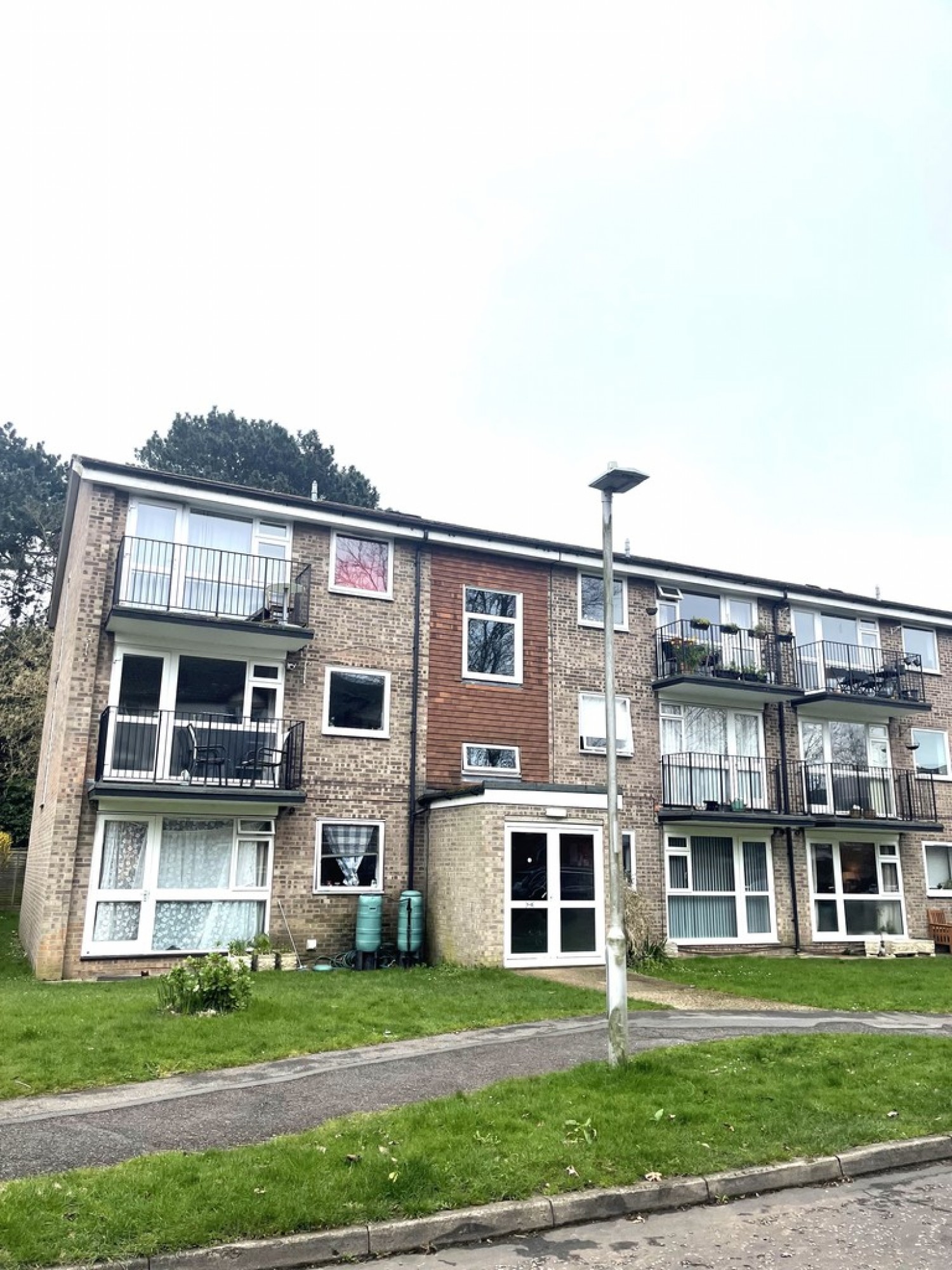 Armadale Ct., Westcote Road, Reading