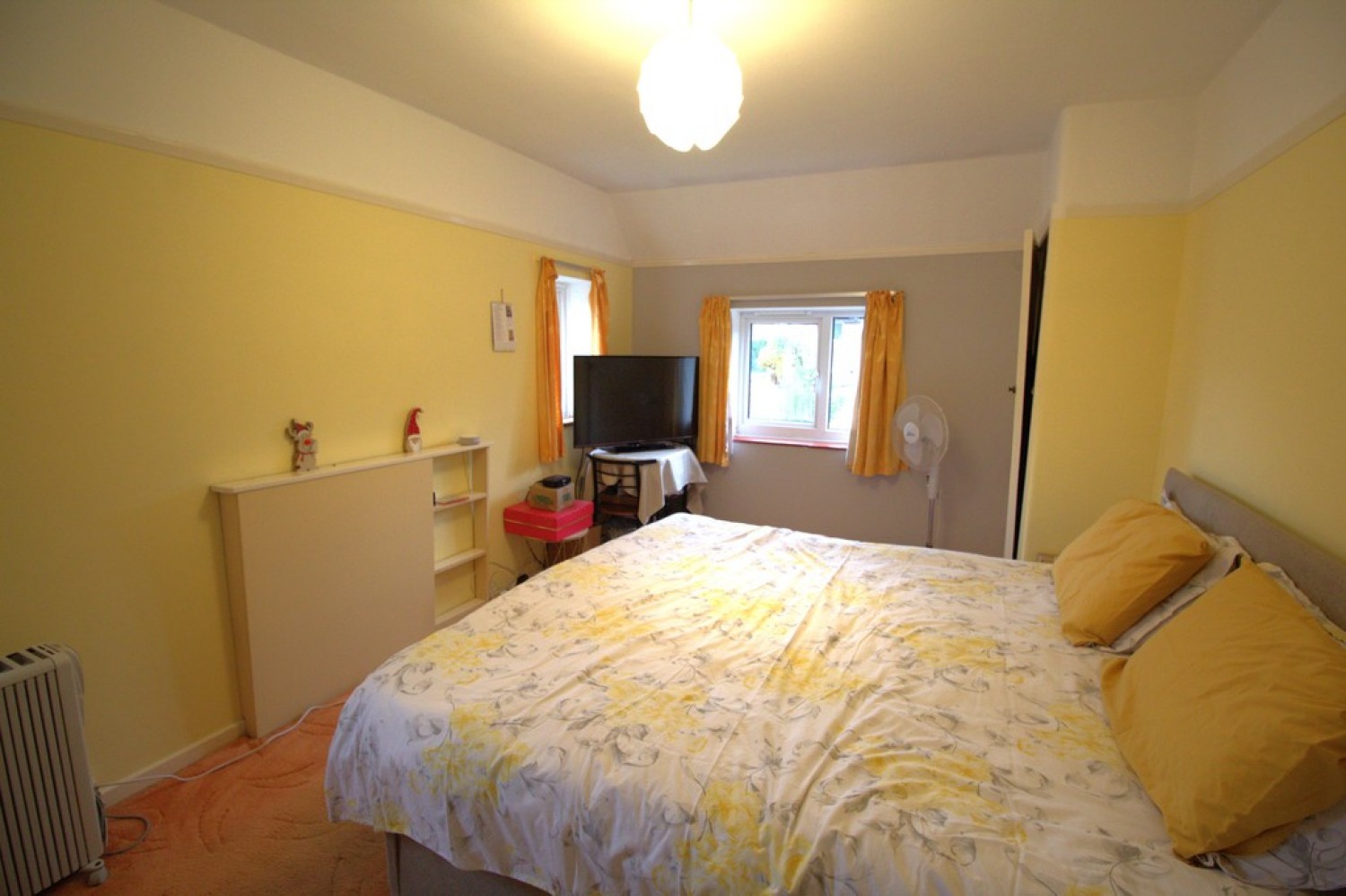 3 bedroom House in Woodcote, Reading, Berkshire