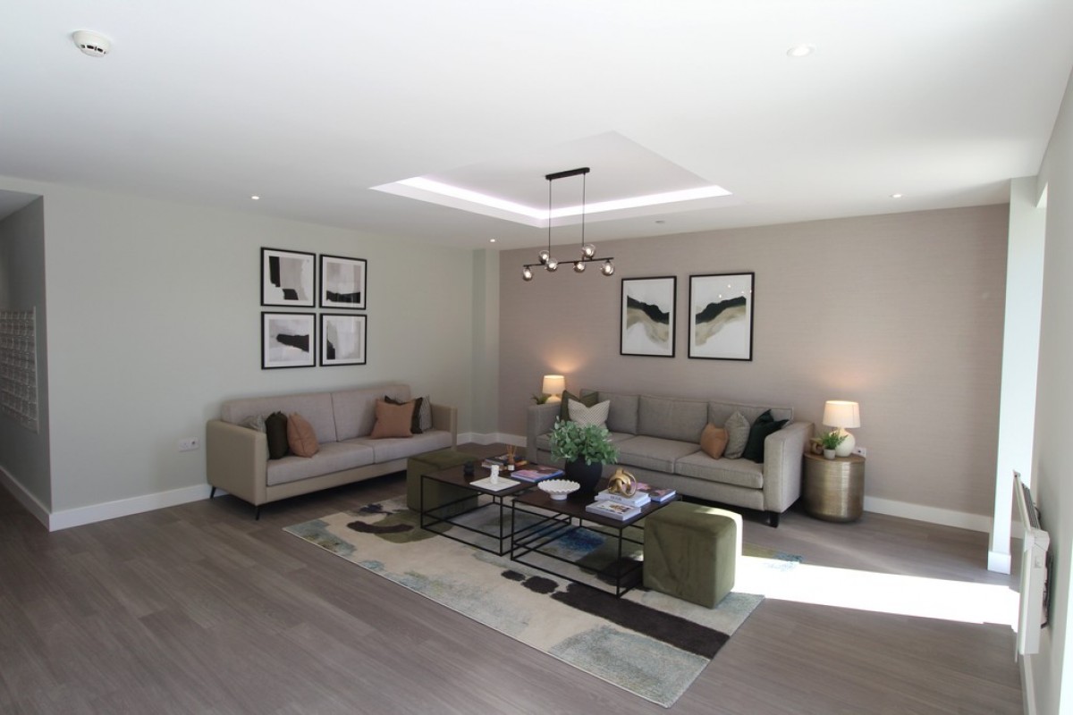 Flagstaff Road, Bankside Gardens, Reading