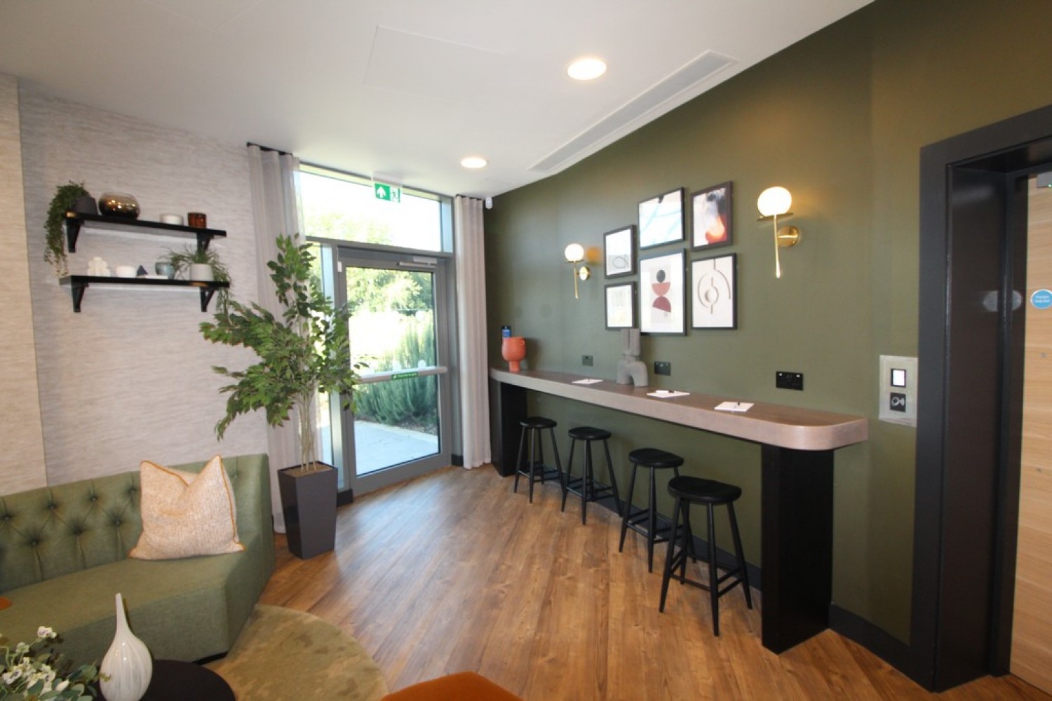 1 bedroom Flat in Flagstaff Road, Bankside Gardens, Reading