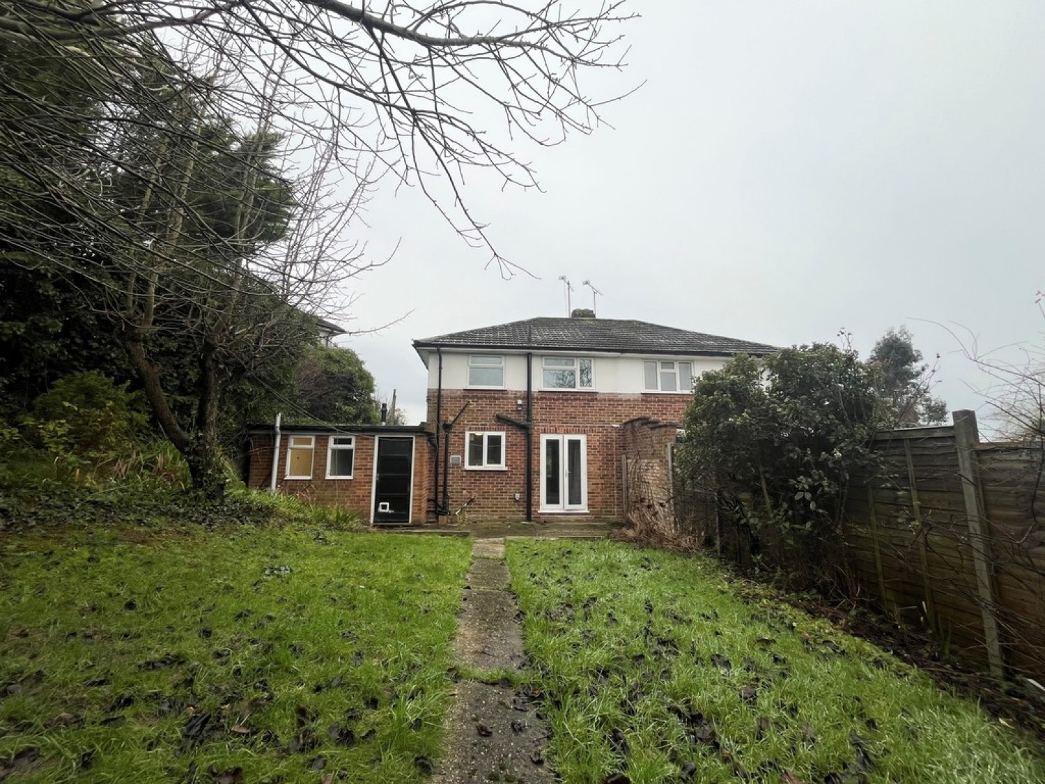 Birdhill Avenue, Reading