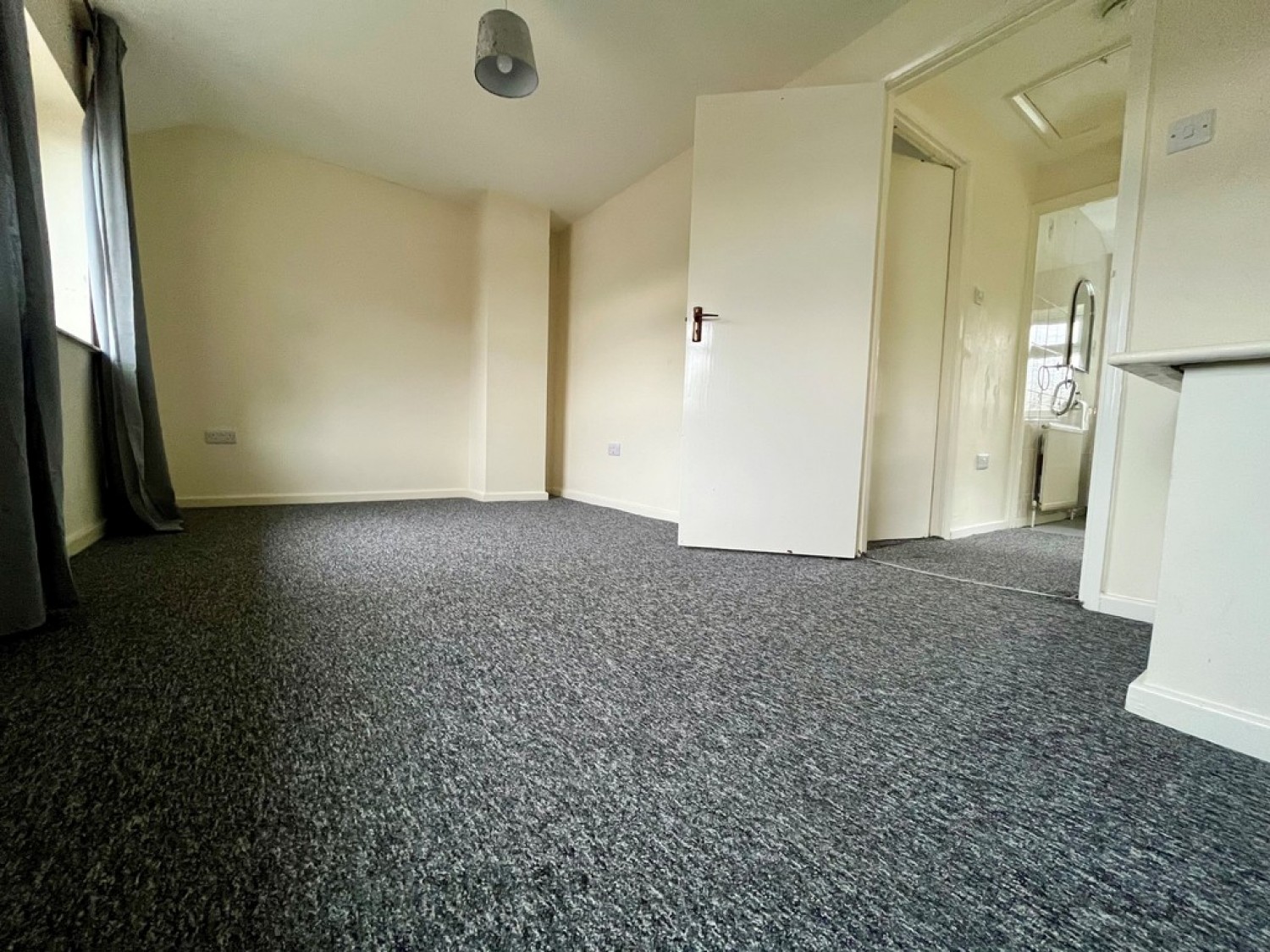 Birdhill Avenue, Reading