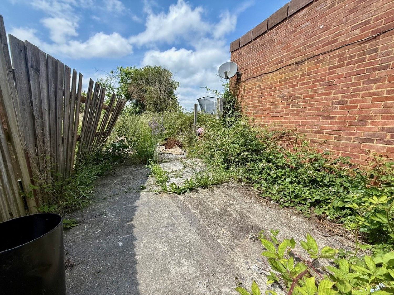Basingstoke Road, Reading
