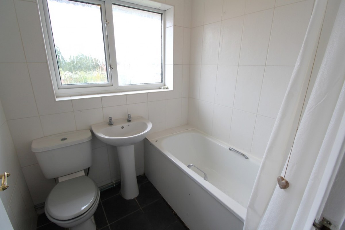 Tilehurst Road, Reading, Berkshire