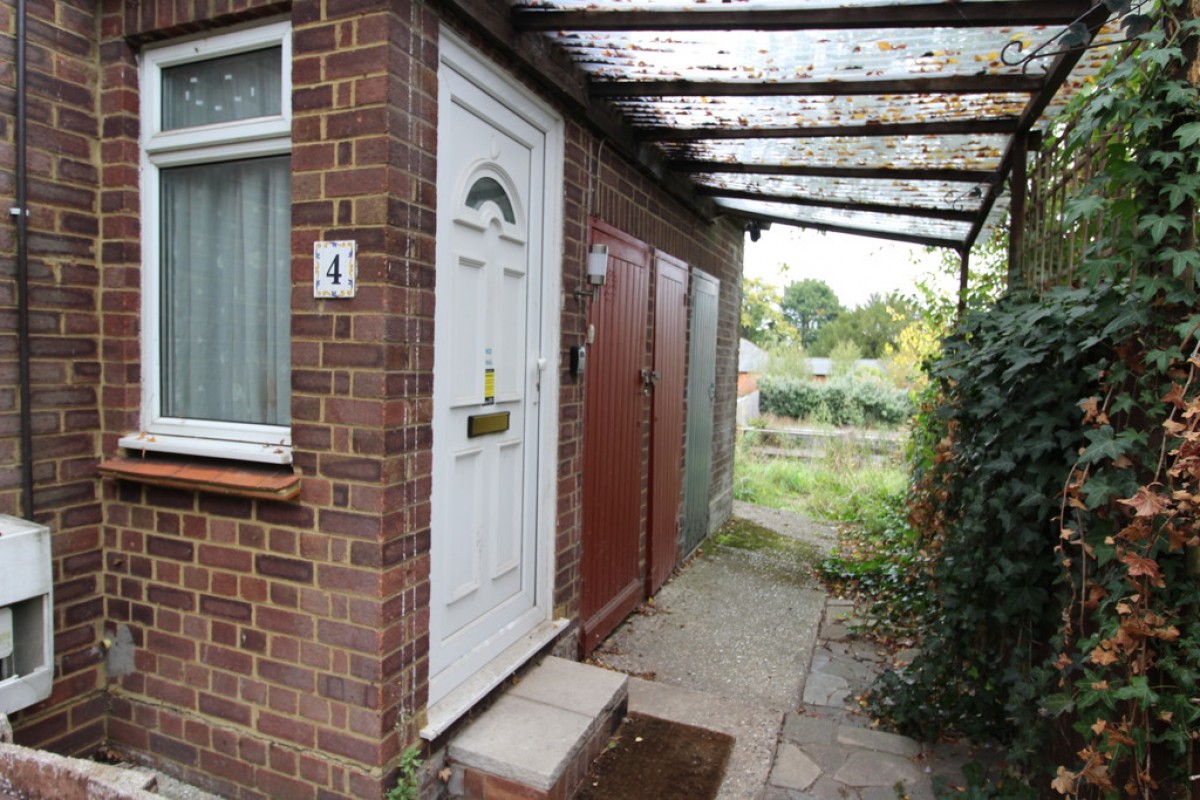 Tilehurst Road, Reading, Berkshire