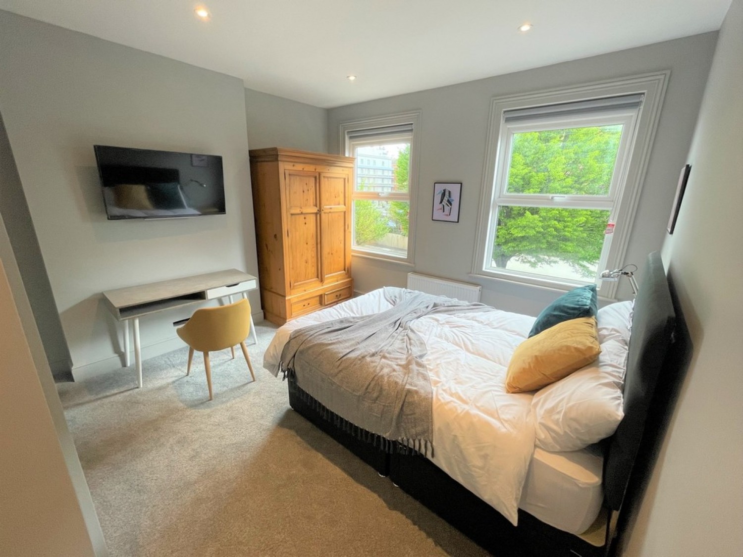 Howard St, Reading, Berkshire