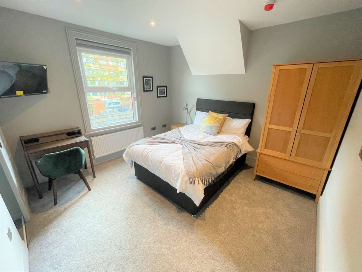 Howard St, Reading, Berkshire