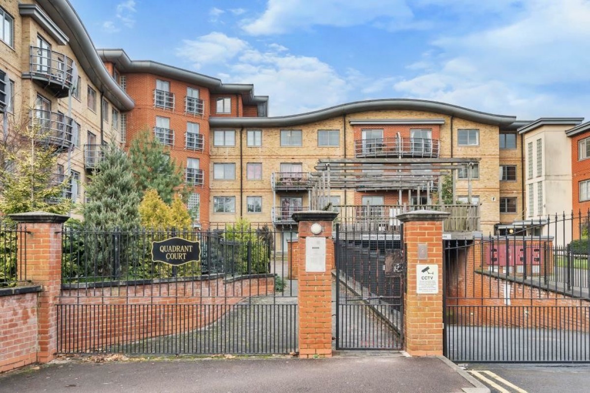Quadrant Court, Reading