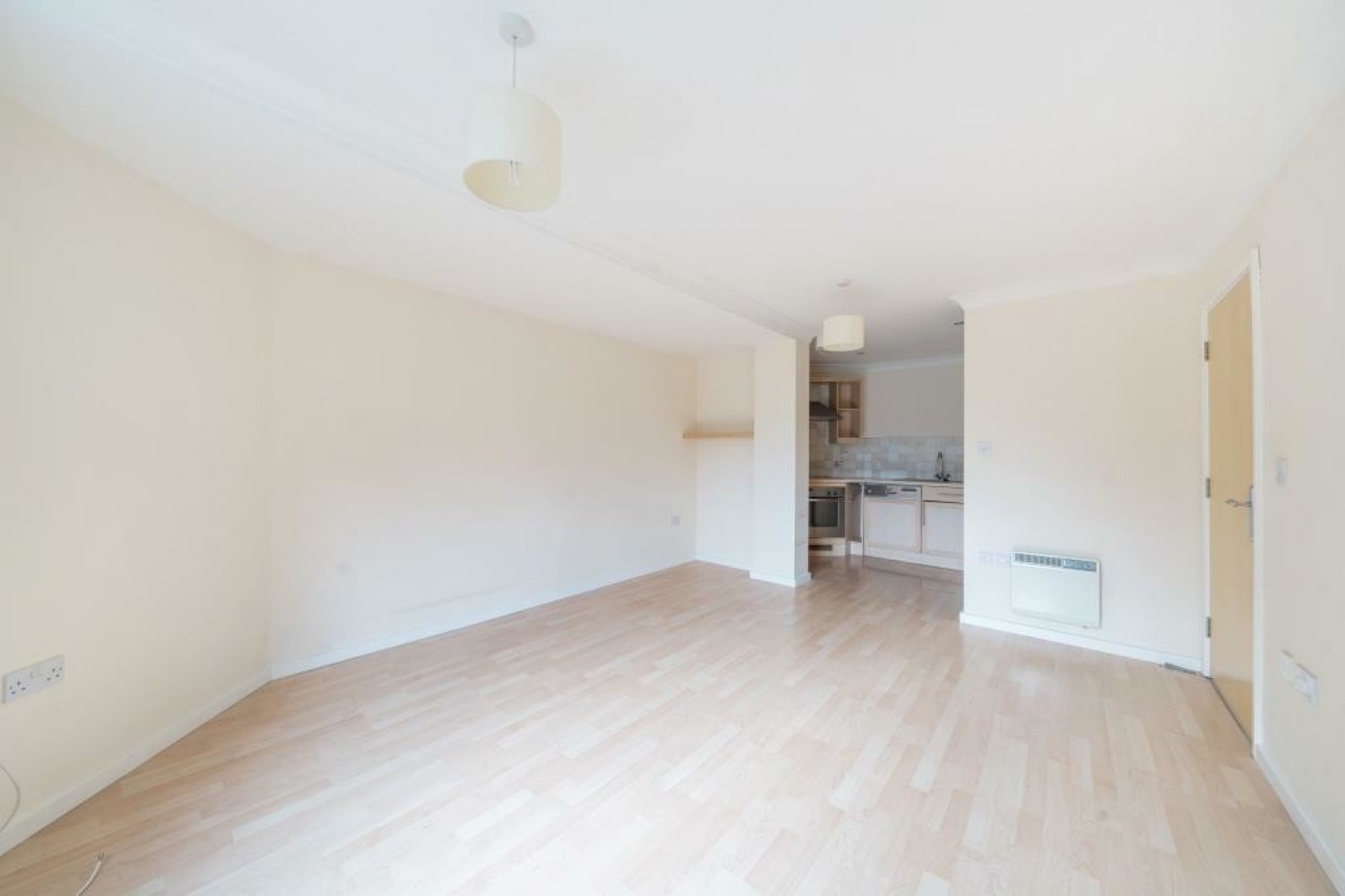 2 bedroom Flat in Quadrant Court, Reading