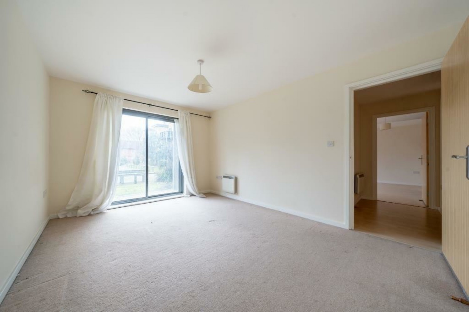 2 bedroom Flat in Quadrant Court, Reading