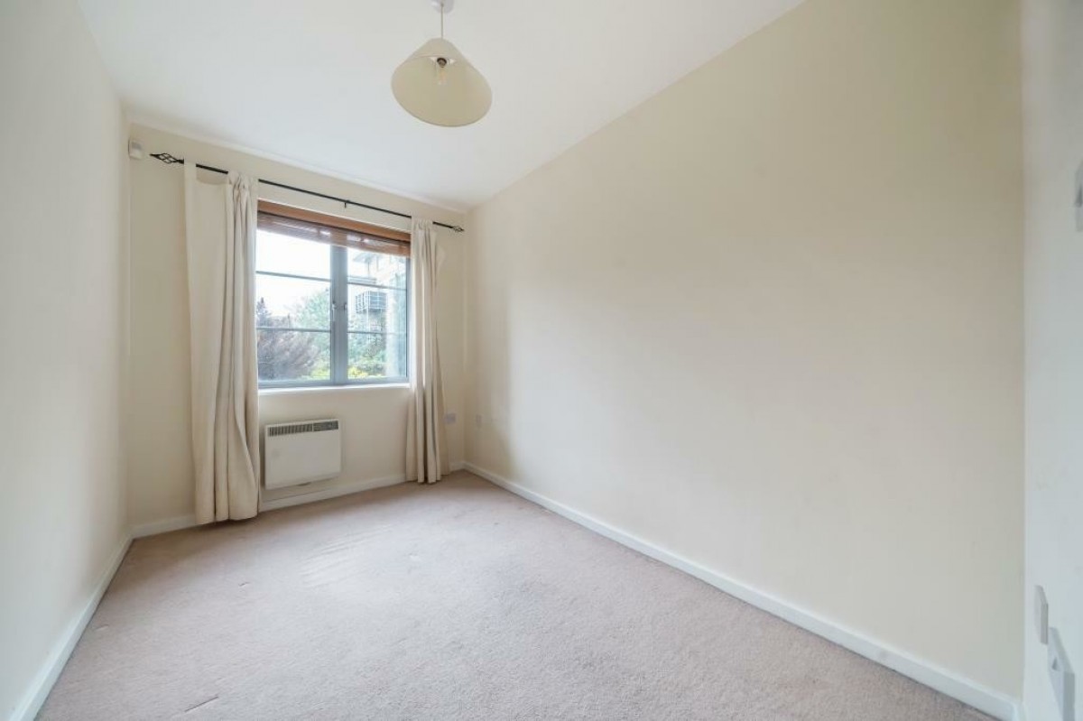 Quadrant Court, Reading