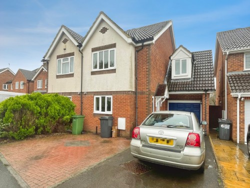 Ayrton Senna Road, Tilehurst