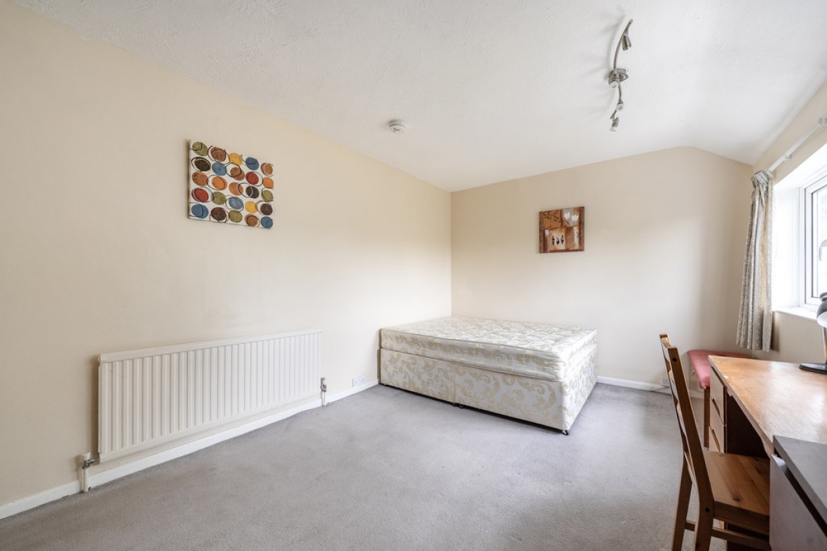 Norcot Road, Tilehurst, Reading