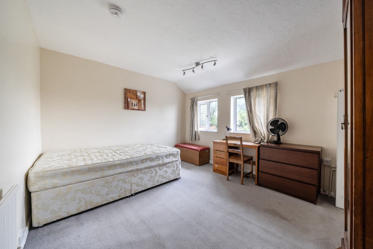 Norcot Road, Tilehurst, Reading