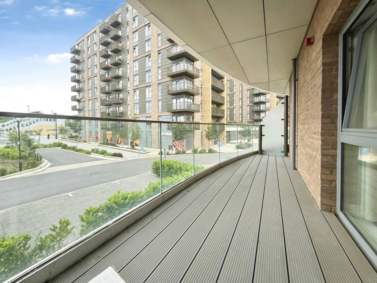 Flagstaff Road, Bankside Gardens