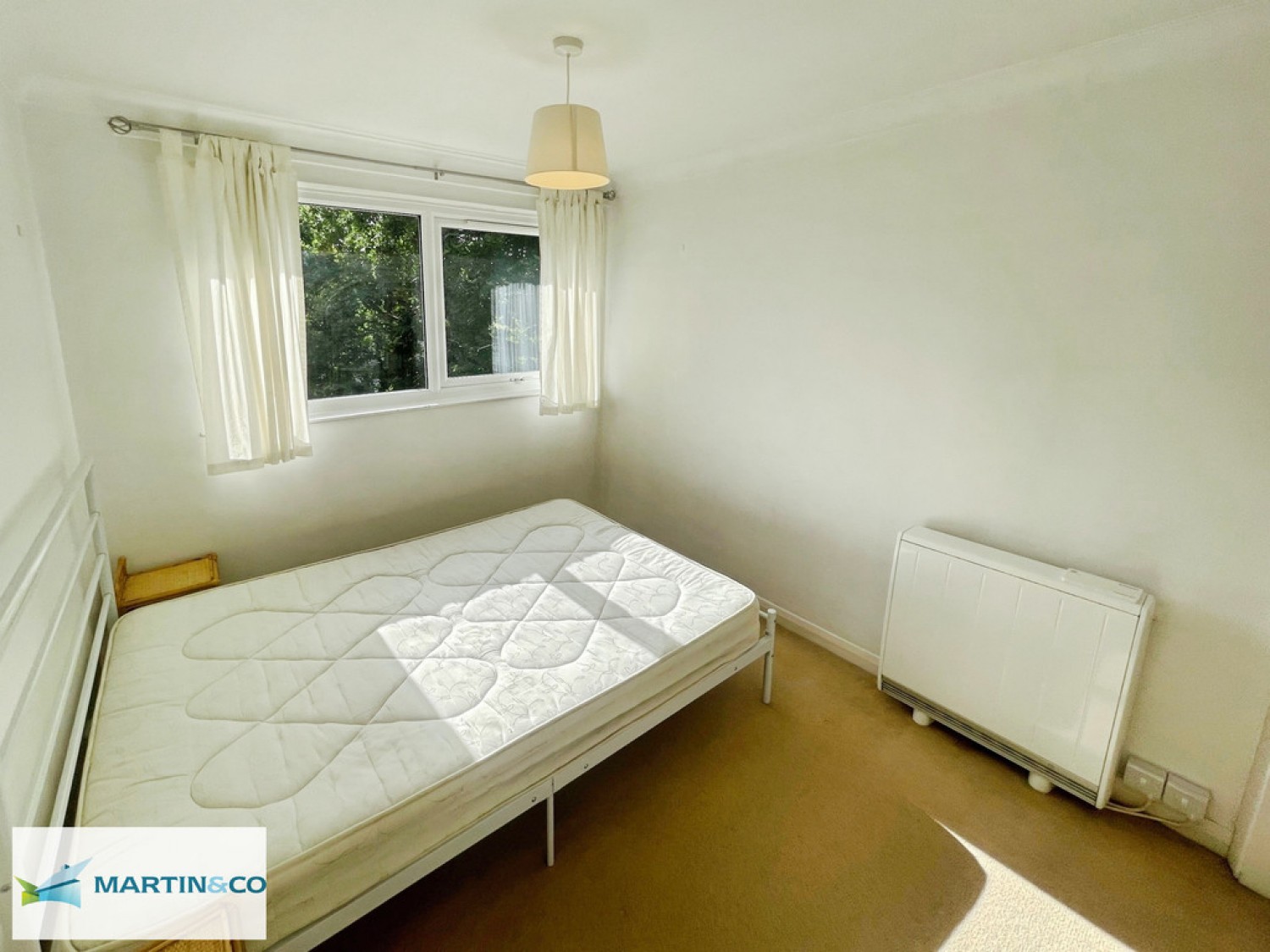 2 bedroom Flat for Sale Christchurch Road, Reading